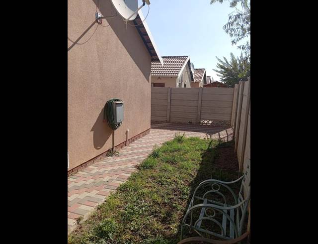 2 BEDROOM HOUSE FOR SALE IN SKY CITY